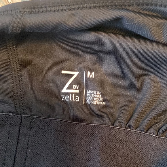 Zella Athletic/Yoga Top with built in Bra. M - Picture 8 of 10